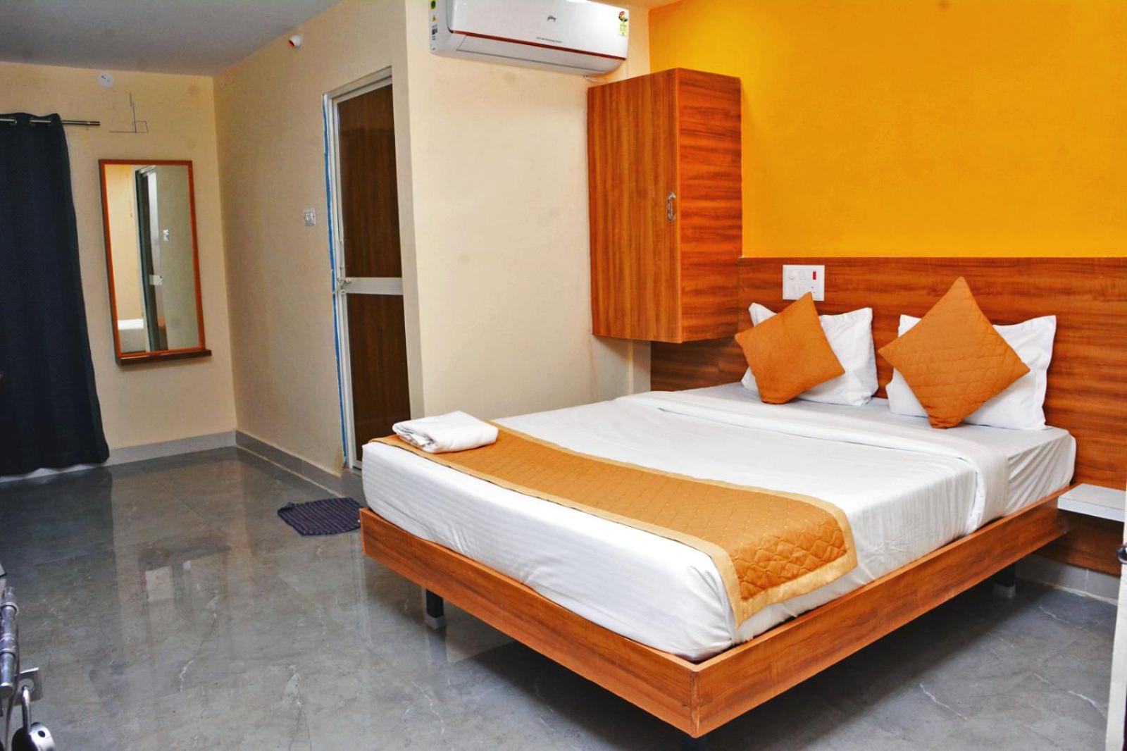 Udupi Deluxe Lodge Gulbarga Kalaburagi Luaran gambar