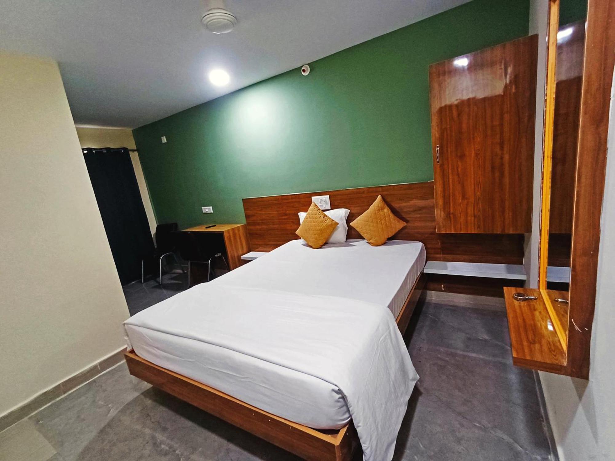 Udupi Deluxe Lodge Gulbarga Kalaburagi Luaran gambar