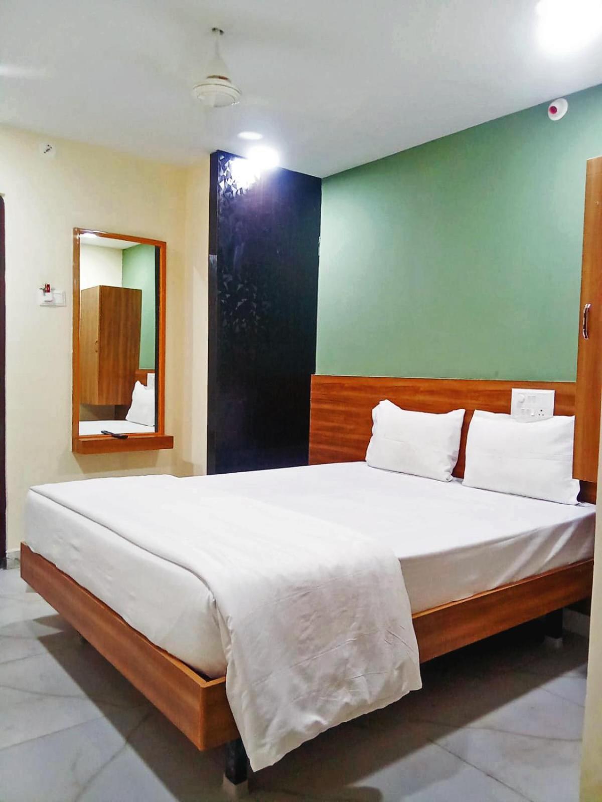 Udupi Deluxe Lodge Gulbarga Kalaburagi Luaran gambar